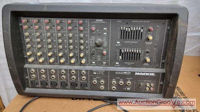 Mackie 406MFR series Amplifier power head. Powers up and some sound coming from a speaker but do not have reliable equipment and accessories to test it. T416