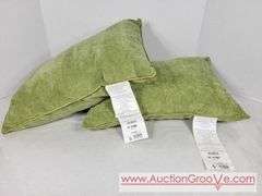 FOUR Pier1 Imports Decorative Pillows. New With Tags. BL