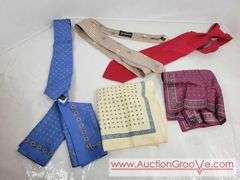 A Bunch of Vintage Men's Ties.