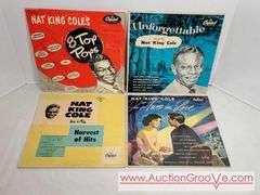 SEVENTEEN 331/3 Vinyl Records. Sarah Vaughan, Martha Kitt, Nat King Cole, Billy Daniels and more. RB1
