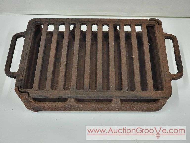 Marathon Electric Wausau Wis. Cast Iron Grill. 14.5 x 9 x 3.5. Needs a good scrub with a wire brush. A3