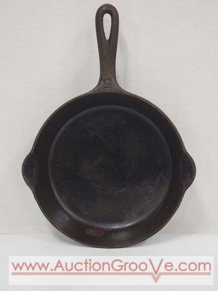 Griswold Cast Iron 5. 724. 12.5 x 9 x 2. B2