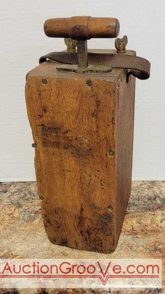 Shot Exploder Handle DYN-O-MITE! DuPont BLASTING MACHINE No. 3. WILL FIRE FROM 1 TO 30 FUZES ...