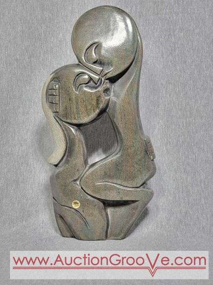 Shona Kissing Couple. 14.5 x 7 x 1.5. A4