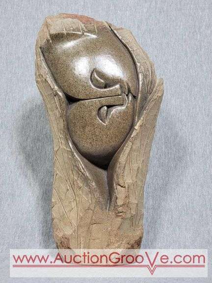 Shona Sculpture signed by Artist Innocent Chifutu. 13 x 7 x 3. A3