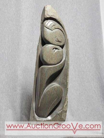 Shona Lovers. Signed by Artist Innocente Chifutu. 16 x 4 x 2. B3