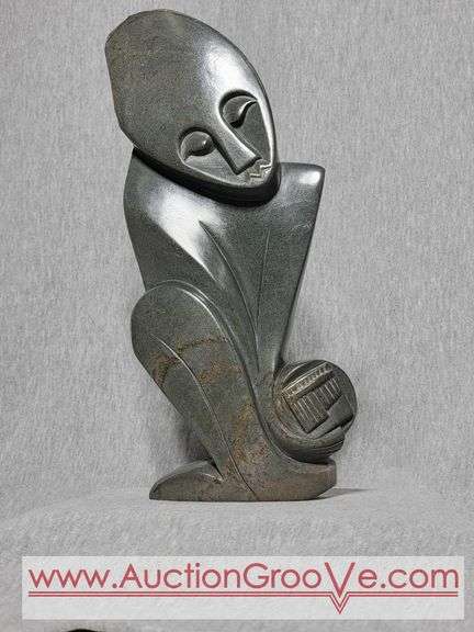 Shona Statue. 5 x 11.5 x 2. B3