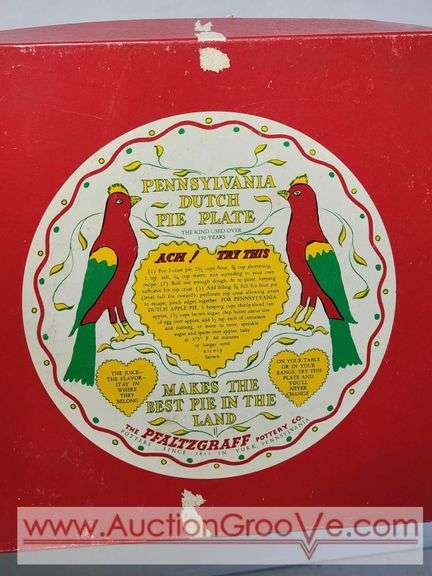 Pfaltzgraff Pennsylvania Dutch Pie Plate. 9" Pottery Pie Plate. XAB