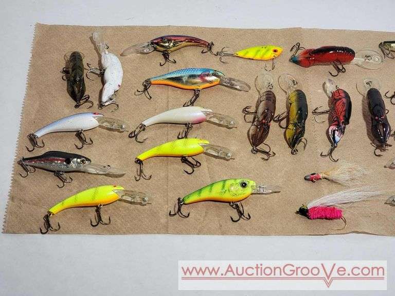 Fishing Lures. Rapala, Cordell, and Rebel. XCS