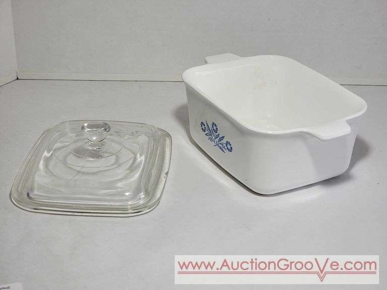 Corningware Lidded 1 1/2 qt Casserole Dish. XCS
