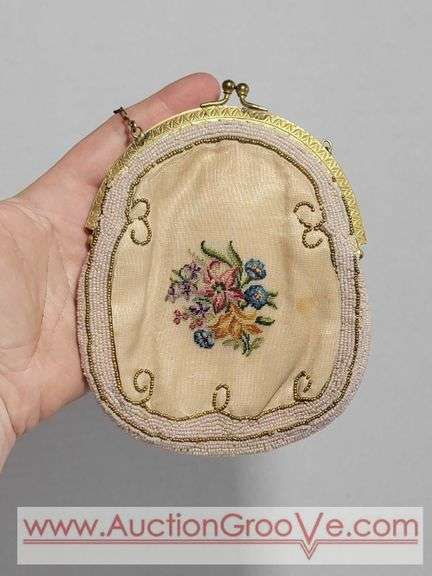 Victorian Silk Purse Petite Embroidery and Sequin And Bead Purse. XCS