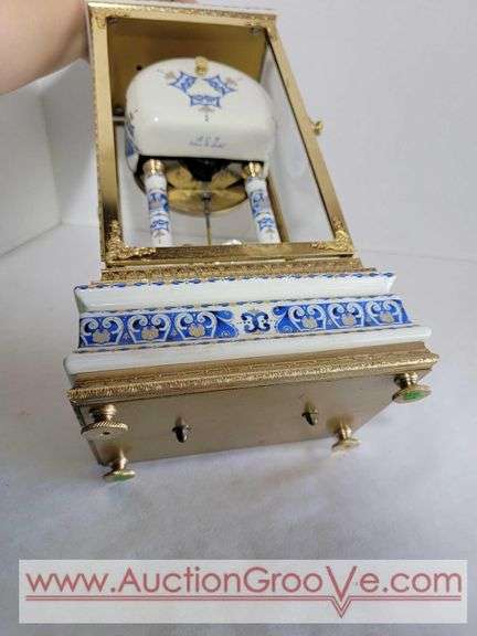 Hettich Mantel Clock. 8 x 5 x 17.5. Back glass missing. XED