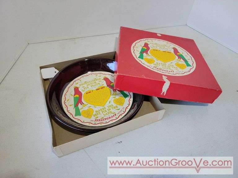 Pfaltzgraff Pennsylvania Dutch Pie Plate. 9" Pottery Pie Plate. XAB