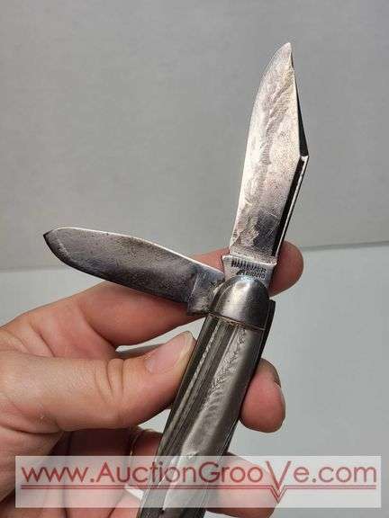 Hammer Brand Pocket Knife with 2 Blades and an Awl. KB