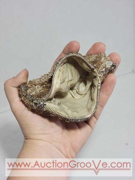 Victorian Silk Purse Petite Embroidery and Sequin And Bead Purse. XCS