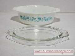 PYREX Blue Medow 1 1/2 qt Casserole Dish. XSJ