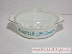 PYREX Blue Medow 1 1/2 qt Casserole Dish. XSJ