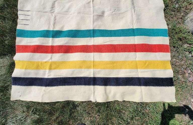 HUDSON BAY WOOL BLANKET. Zoom in on photos to examine condition. 83 X 66".