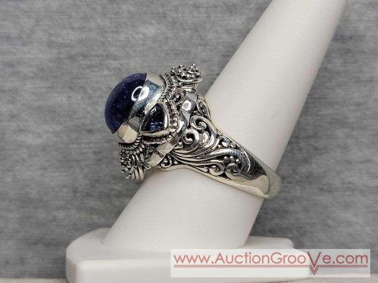 SARDA Sterling Silver Ring. Artisan Gem Collection of Bali. .30CTW Ocal Cabochon and Trillion Tanzanite. Size 9. 12g. JB