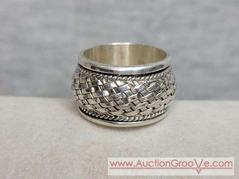 SARDA Sterling Silve Basket Weave Spinner Ring. Size 7. 8.1g. JB