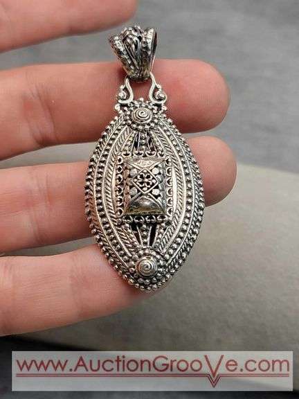 SARDA Sterling Silver Pendant. 11.4g. JB