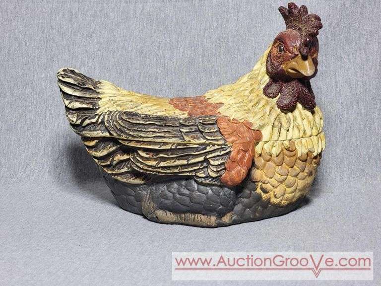 Lidded Rooster Dish. 10 x 6 x 8. A3