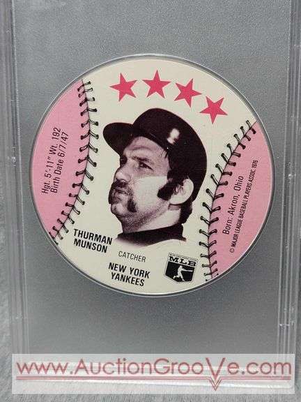 Thurman Munson. Graded GEM MT 10. Sweet Williams Disk Collectors Card. A2