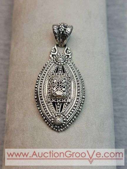SARDA Sterling Silver Pendant. 11.4g. JB