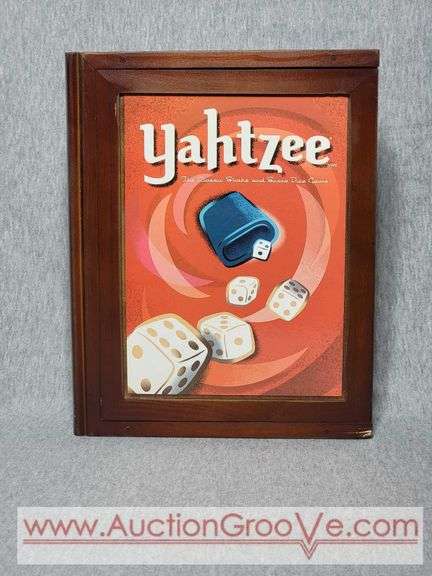 Yahtzee. Wooden Box Vintage Game Collection. Parker Brothers. A1