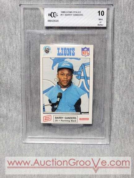 NFL 1989 Barry Sanders Rookie Card. Graded 10. Collectors Card. A2