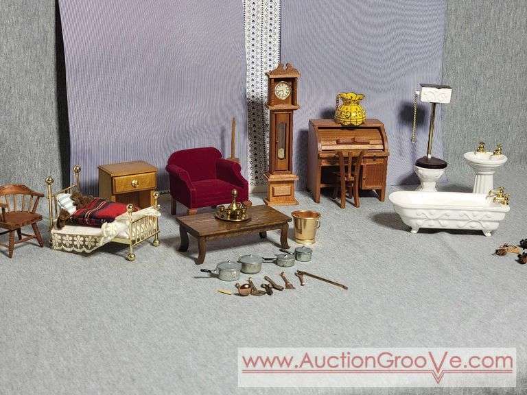 Doll House Furniture. B2