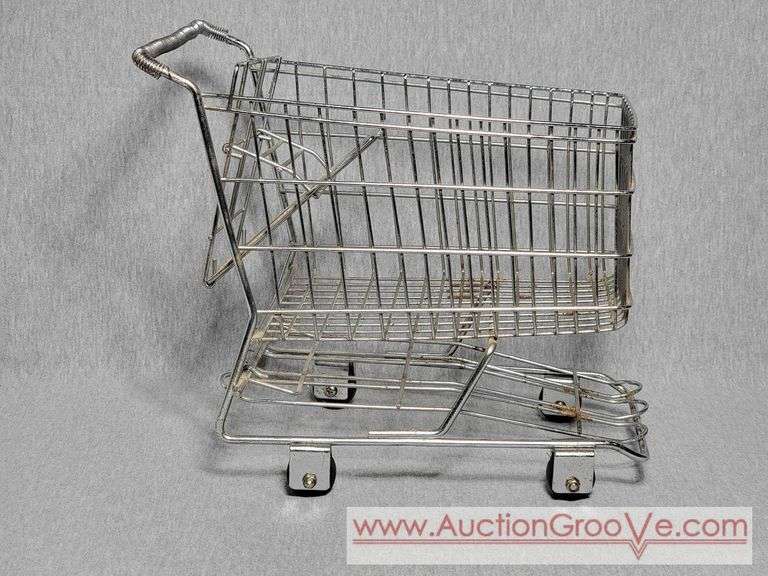 Let's Go Shopping! Miniature Shoping Cart. 12 x 7 x 11. B1