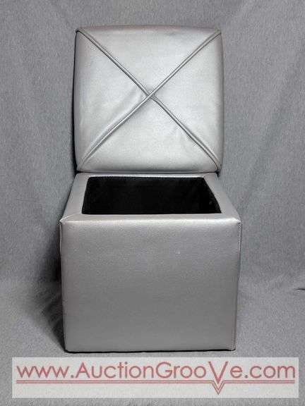 Small Storage Foot Stool. 13 x 13 x 14. B3