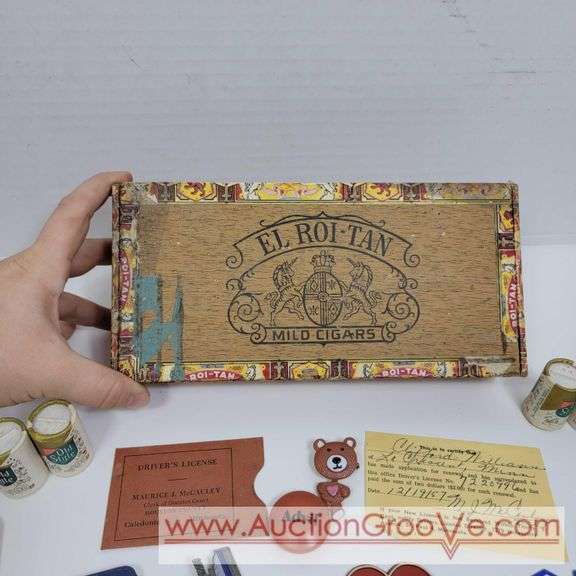 Roi-Tan cigar box filled with collectibles and advertising. La Crescent, Packers, Old Style amd more. See photos. A