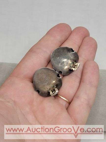Sterling Silver Cilp on Earrings. MB