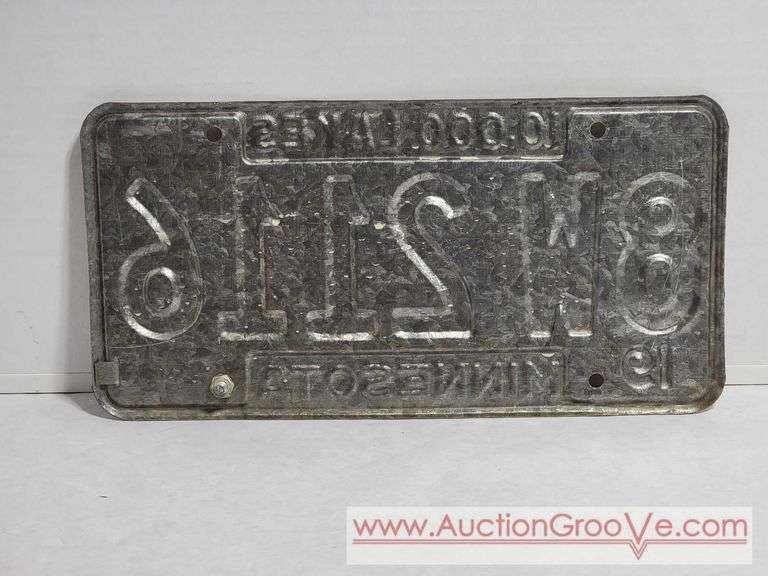 1964 Minnesota 10,000 Lakes License Plates. A4