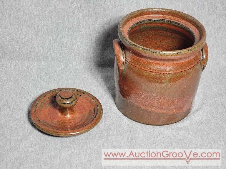 Red Wing Pottery Covered Jar. 6 x 7. B1