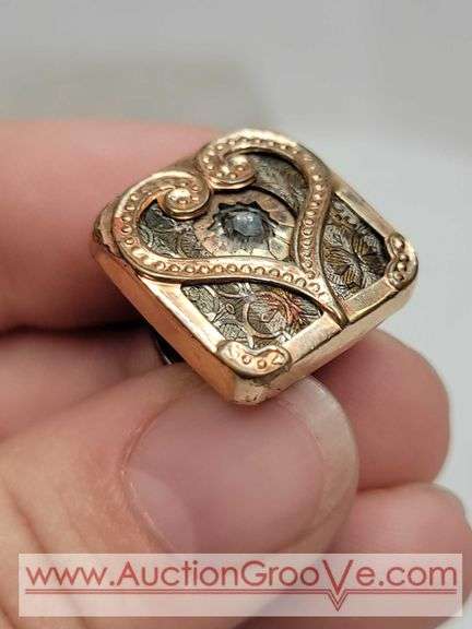 Antique Cufflinks. A3