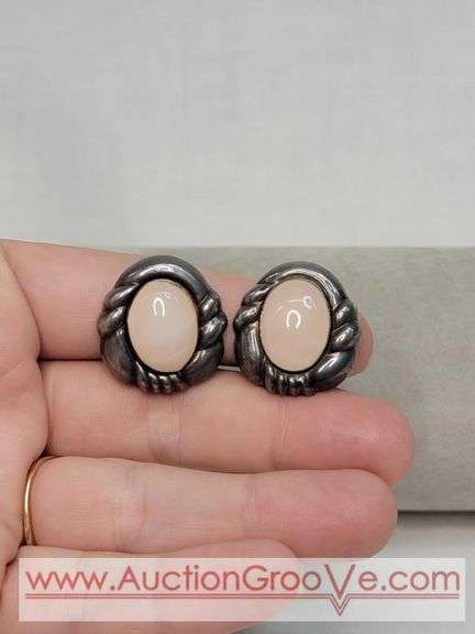 Sterling Silver Cilp on Earrings. MB