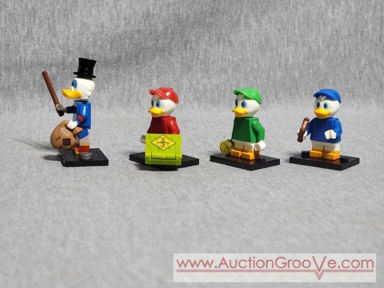 Uncle Scrooge, Huey, Dewey and Louie. Lego Figurines. A1
