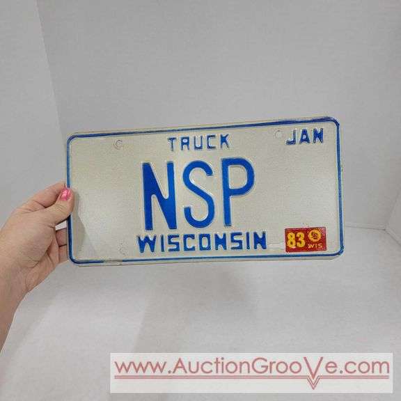 1981 Wisconsin Truck License Plate NSP. A4