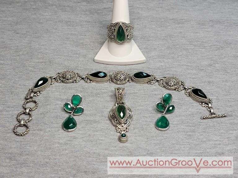 SARDA Sterling Silver Bracelet, Pendant, Earrings and Ring. Emerald Green. Adjustable Length Beacelet. 9-7.5", Ring Size 10. 68g total. JB