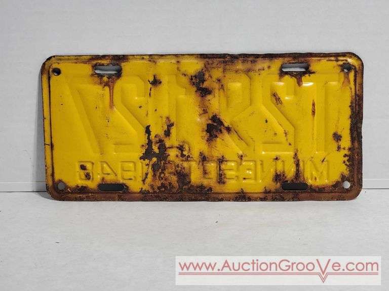 1948 Minnesota License Plate. A4