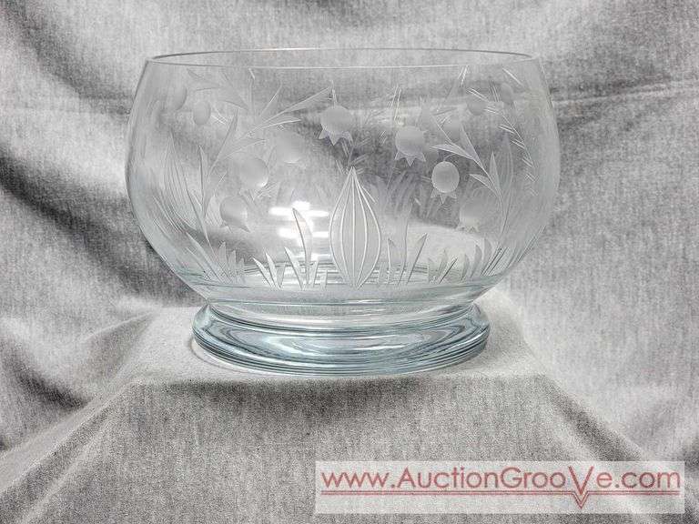 Krosno of Poland. Etched and Cut Crystal Bowl. 7 x 5. A3