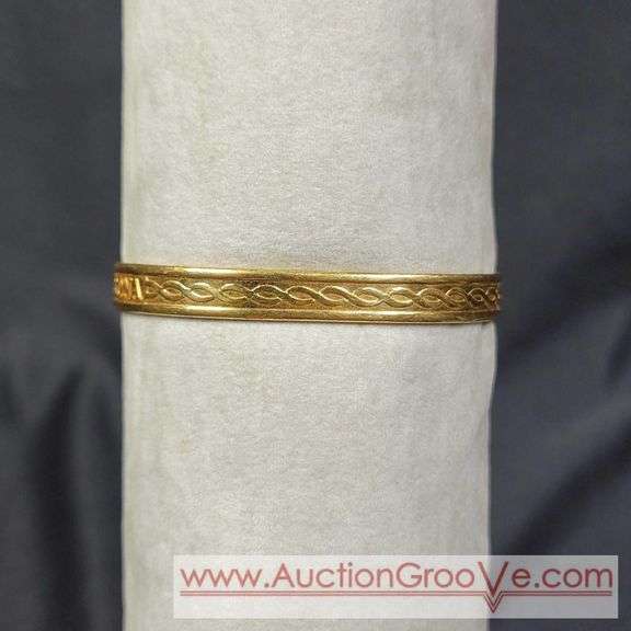 Sabona London Bracelet. Made in USA. T5