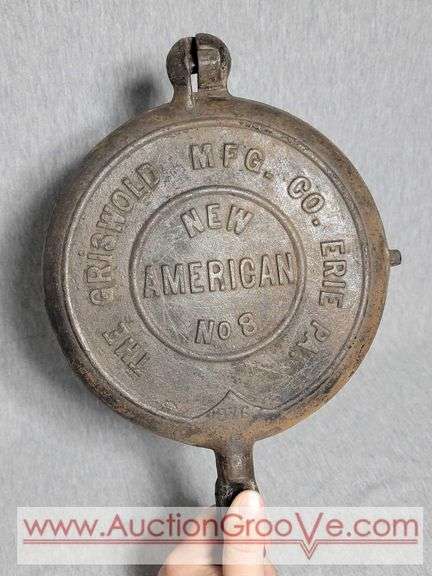 Antique 1901 Griswold. New American No.8 Waffle Iron. B1