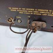 RCA Victor Radio. Model 2 -XF - 91. Only AM Radio appears to work. 13.5 x 7 x 8. A