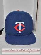 Minnesota Twins Baseball Nap Cap "Hat" Dog / Cat Bed. Has removable bed inside of hat. 25" x 18" x 15". Machine Washable. Appears unused although it does have some fur on it. A4