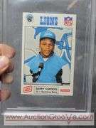 NFL 1989 Barry Sanders Rookie Card. Graded 10. Collectors Card. A2