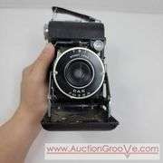 Kodak Vigilant Junior Six-20. Made in United States Eastman Kodak Company Rochester New York. A